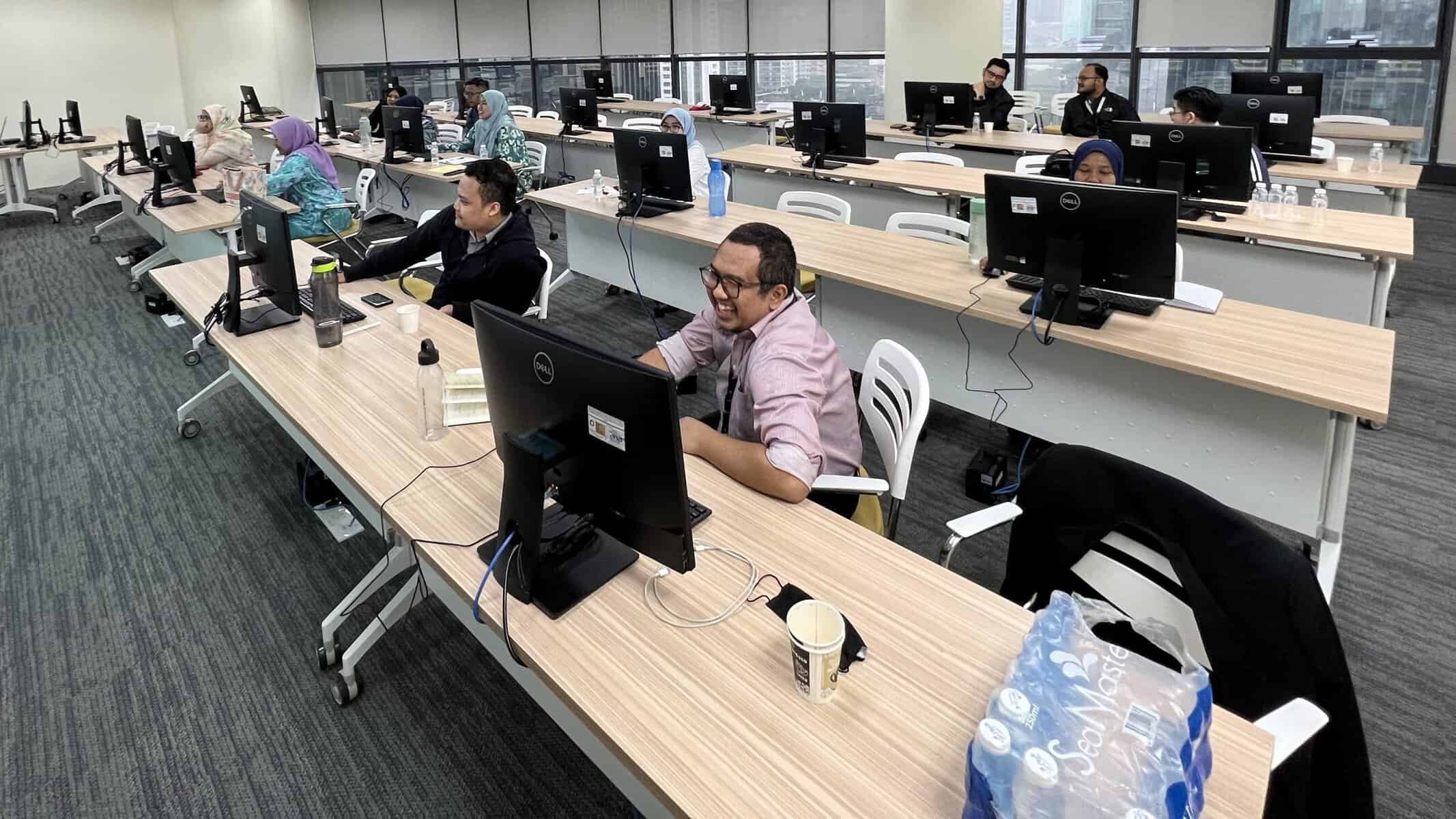 Participants at a Pukunui Moodle training workshop